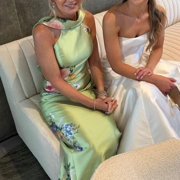 Mom of bride Dress - Picture 5 of 7